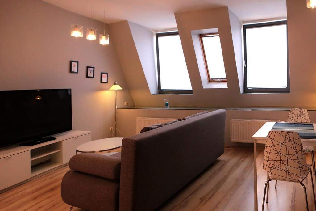 Estúdio Apartamento de 35m2 com 1 banheiro privativo em Centro de Poznan Poznań Exterior foto