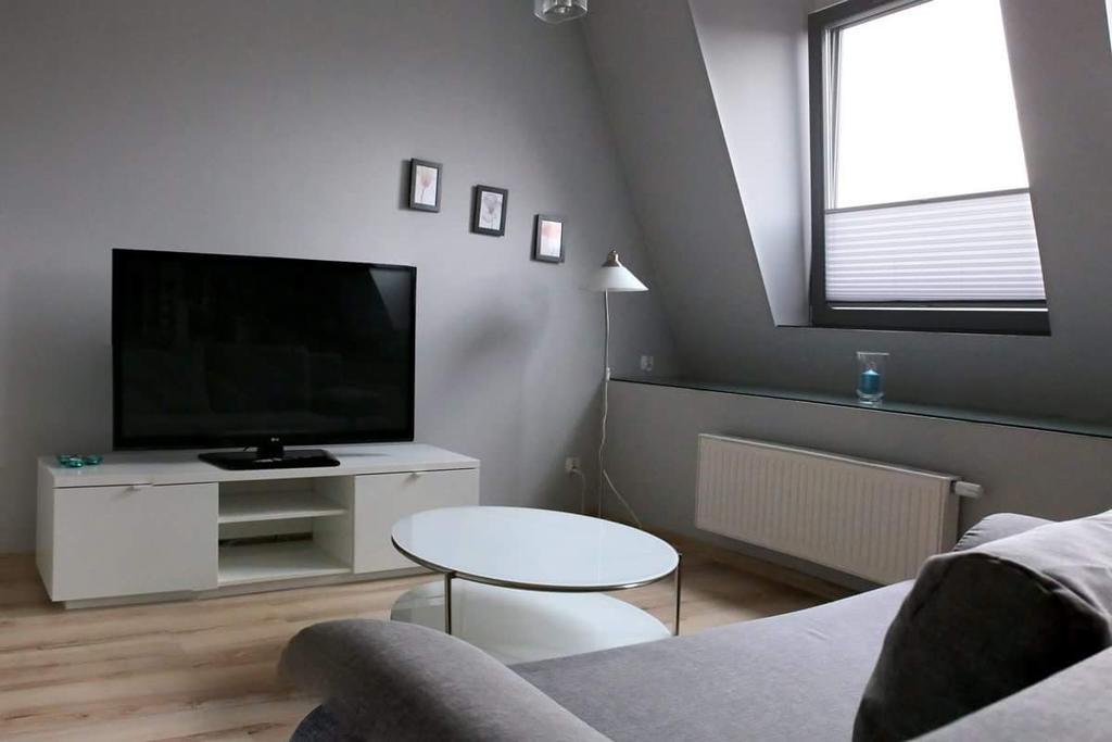 Estúdio Apartamento de 35m2 com 1 banheiro privativo em Centro de Poznan Poznań Exterior foto