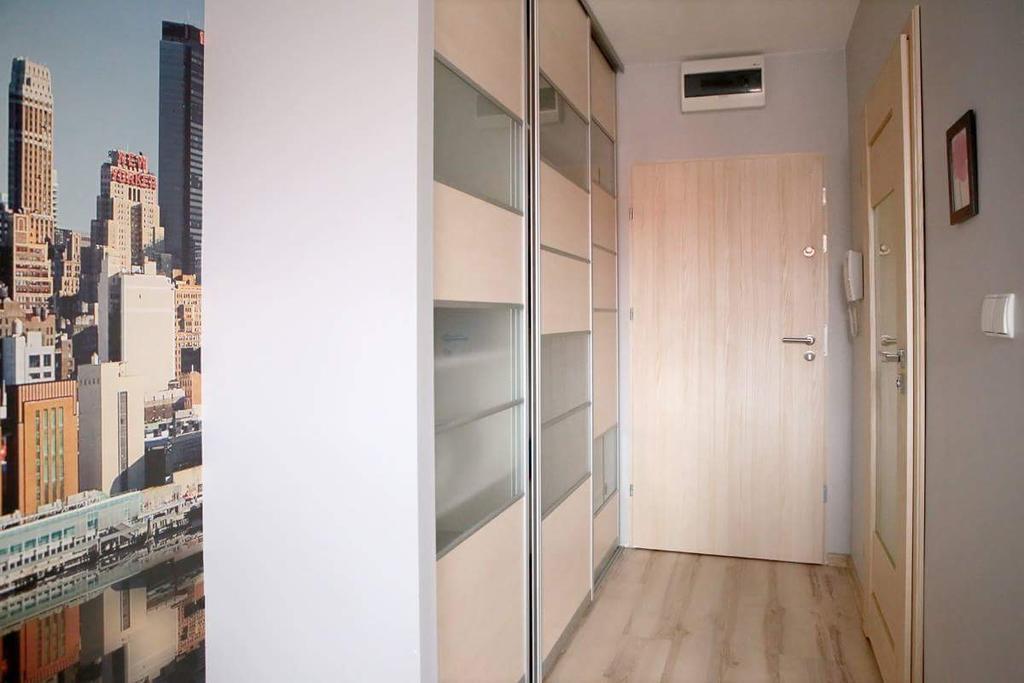 Estúdio Apartamento de 35m2 com 1 banheiro privativo em Centro de Poznan Poznań Exterior foto